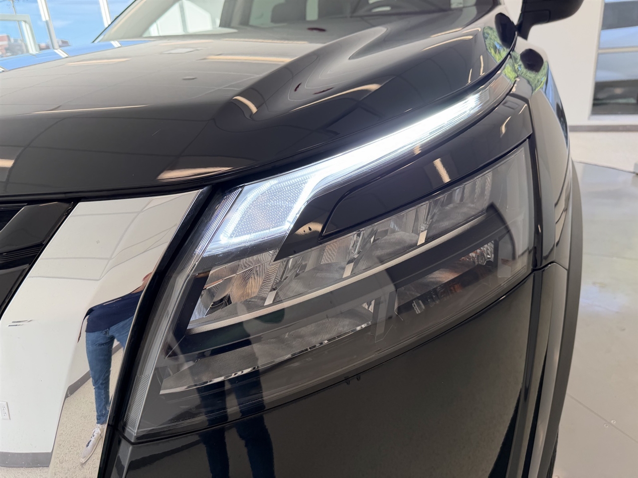 Nissan Pathfinder S 4WD 2024