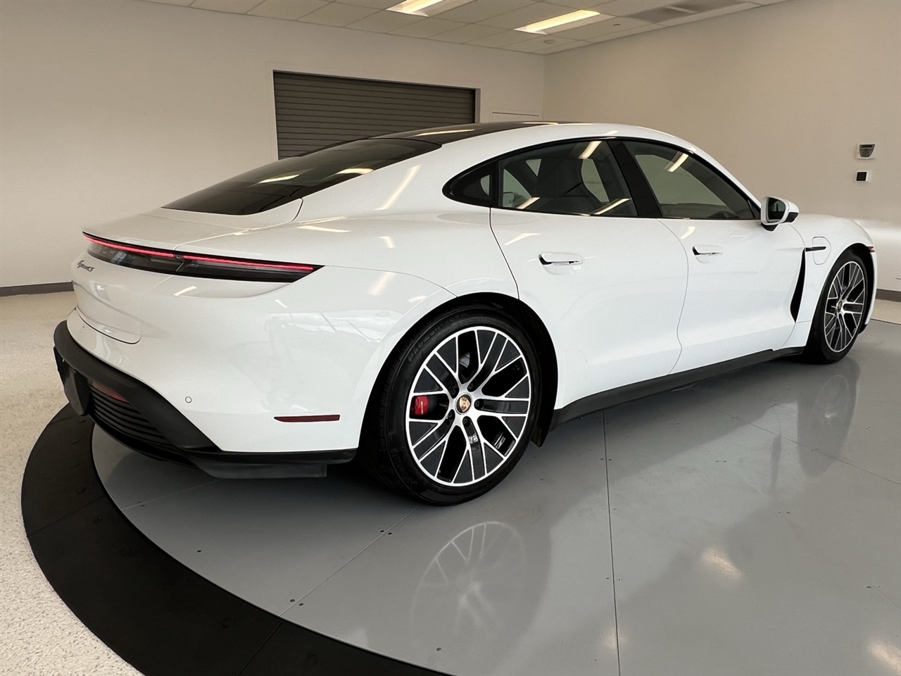 2021 Porsche Taycan 4S photo 6