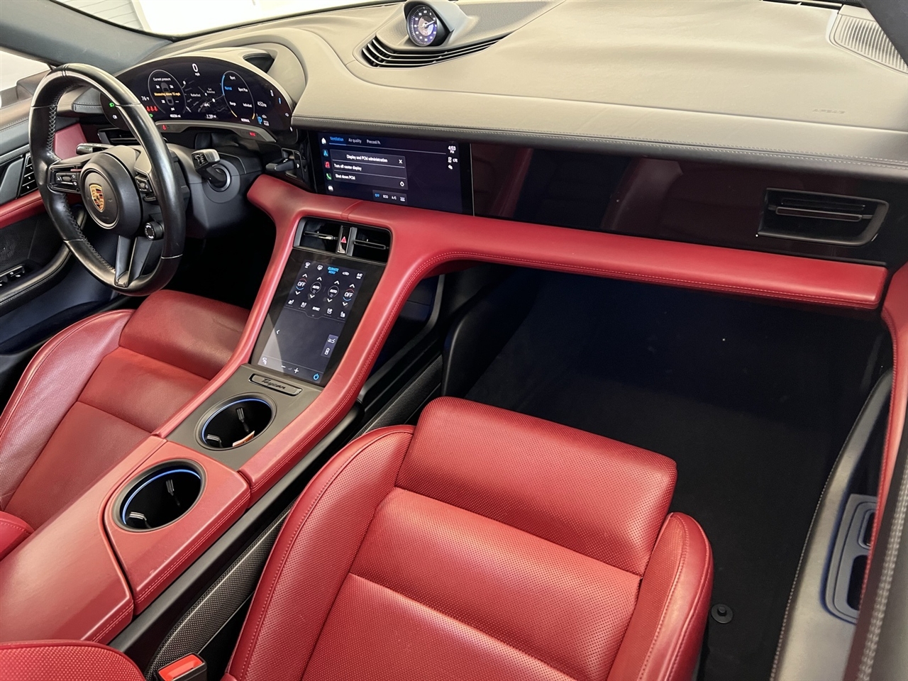 2021 Porsche Taycan 4S photo 35