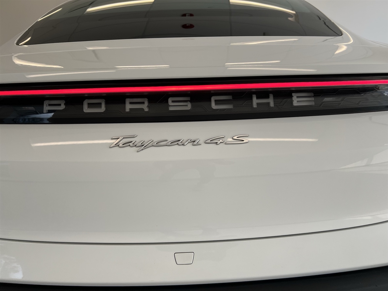 2021 Porsche Taycan 4S photo 39