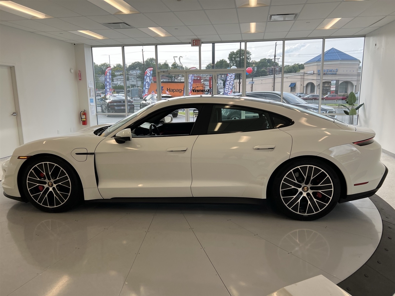 2021 Porsche Taycan 4S photo 52