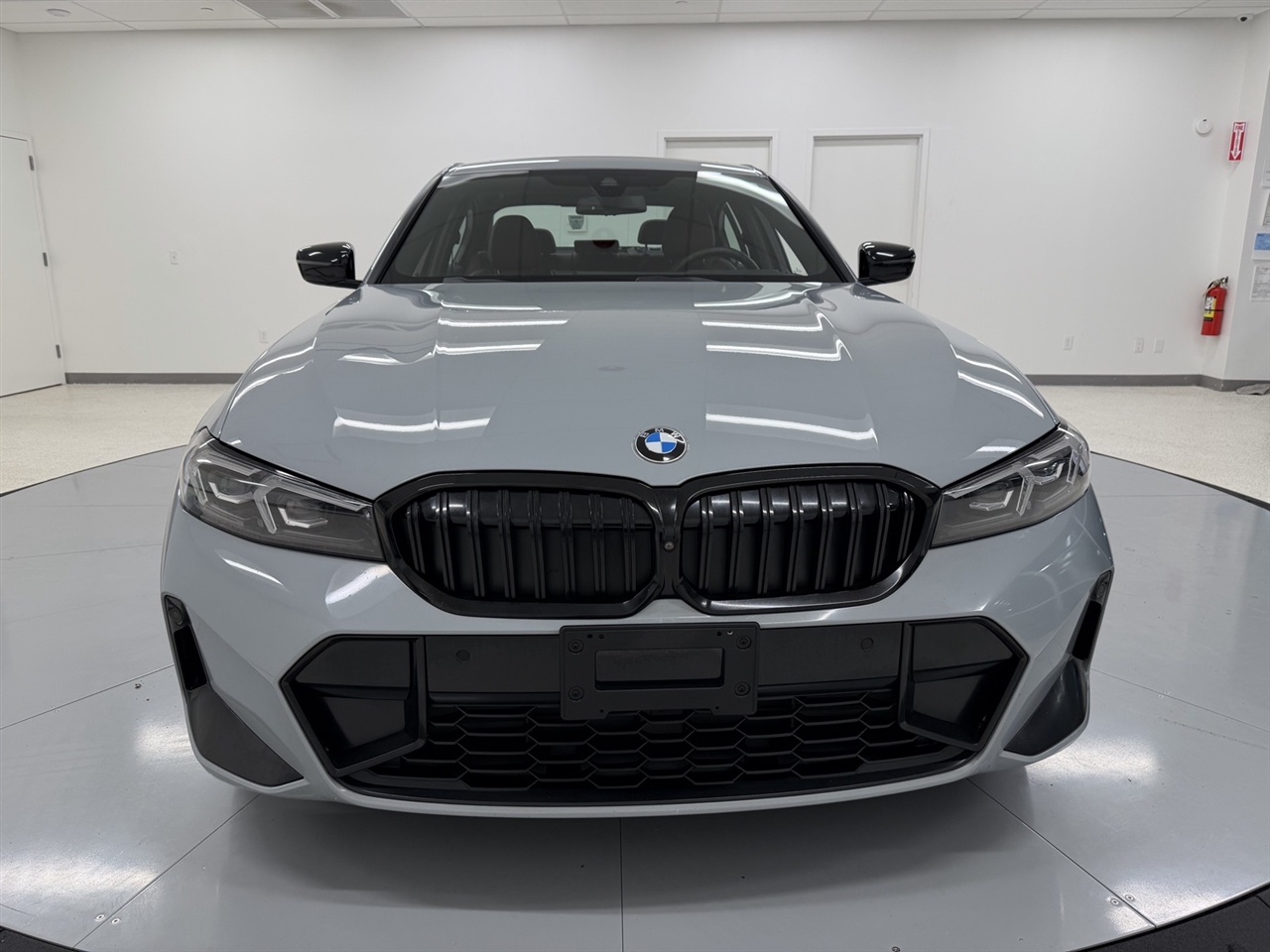 BMW 3-Series 330i xDrive 2023 BMW 3-Series 330i xDrive 2023
