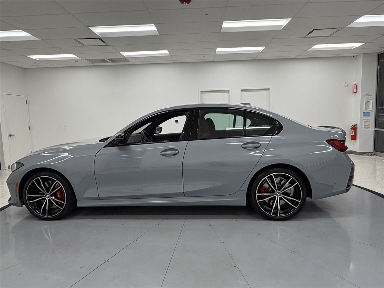 BMW 3-Series 330i xDrive 2023 BMW 3-Series 330i xDrive 2023