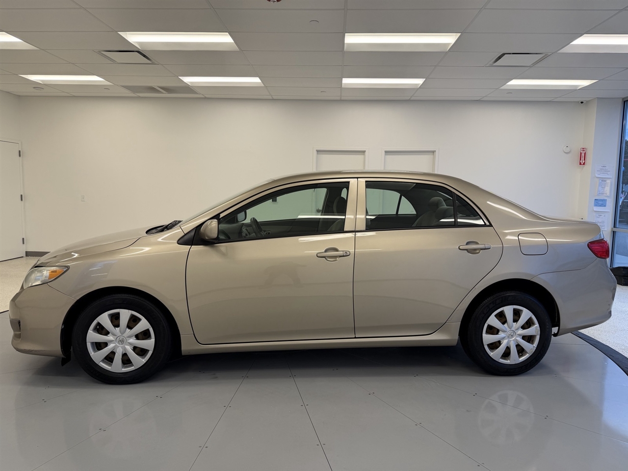 Toyota Corolla LE 4-Speed AT 2009 Toyota Corolla LE 4-Speed AT 2009