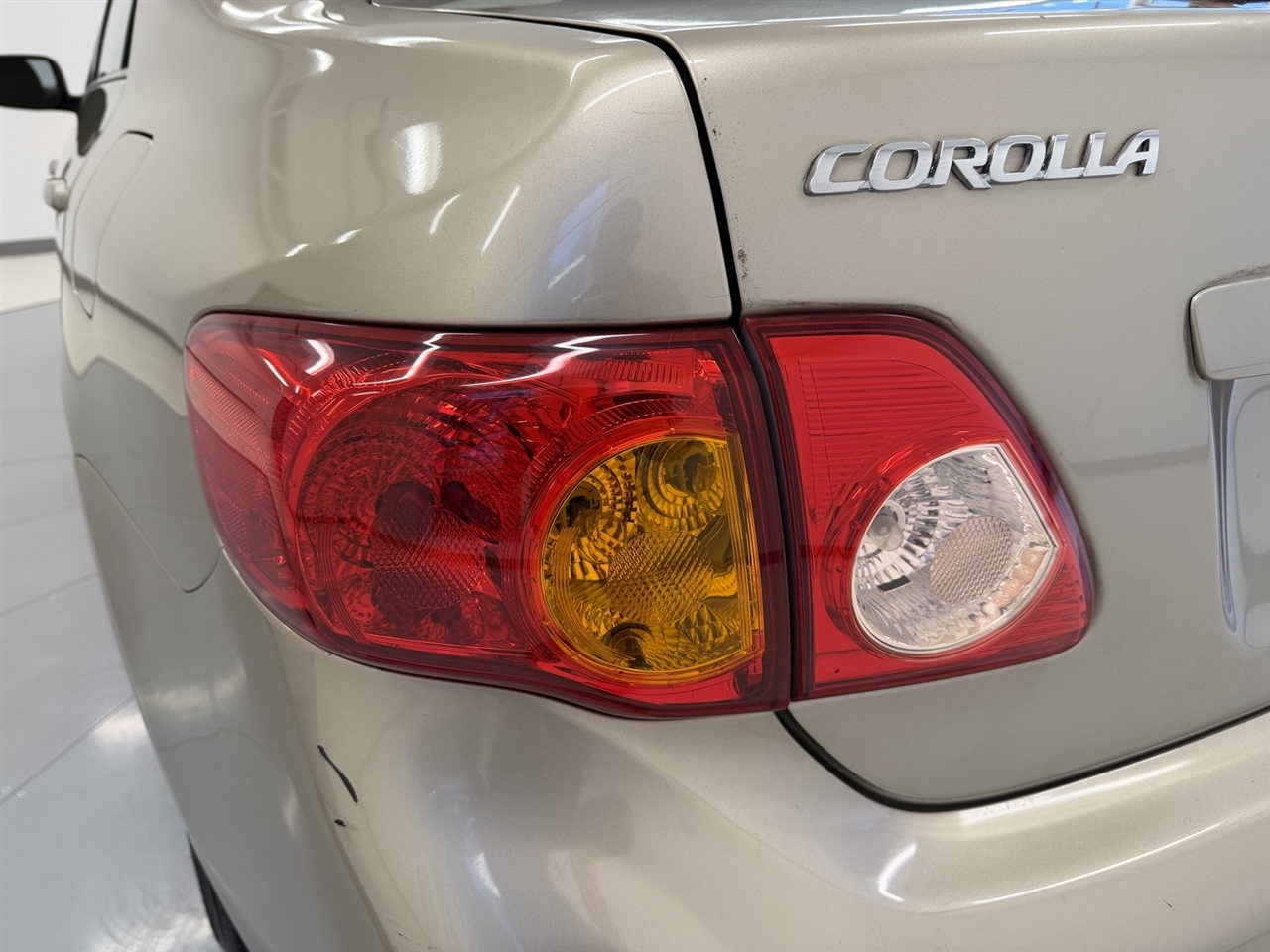 Toyota Corolla LE 4-Speed AT 2009 Toyota Corolla LE 4-Speed AT 2009