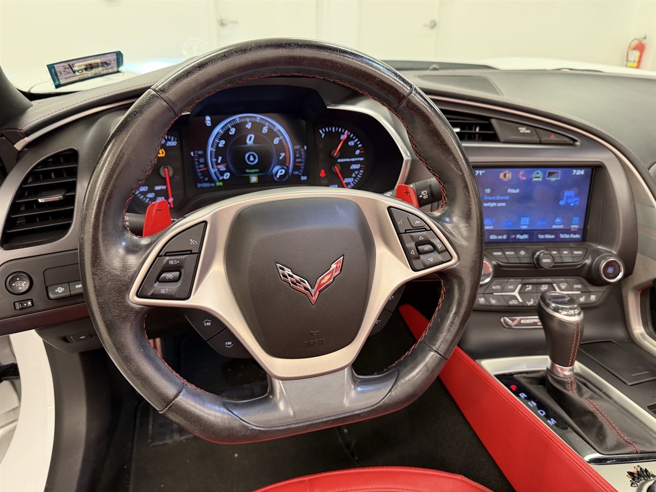 Chevrolet Corvette 2LT Convertible 2017 Chevrolet Corvette 2LT Convertible 2017