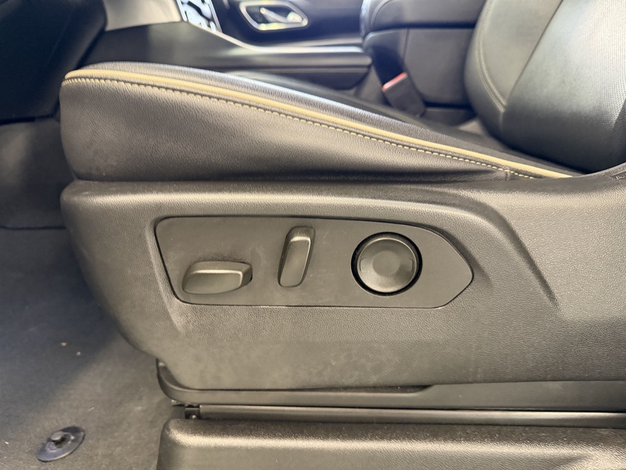 Chevrolet Suburban Premier 4WD 2023