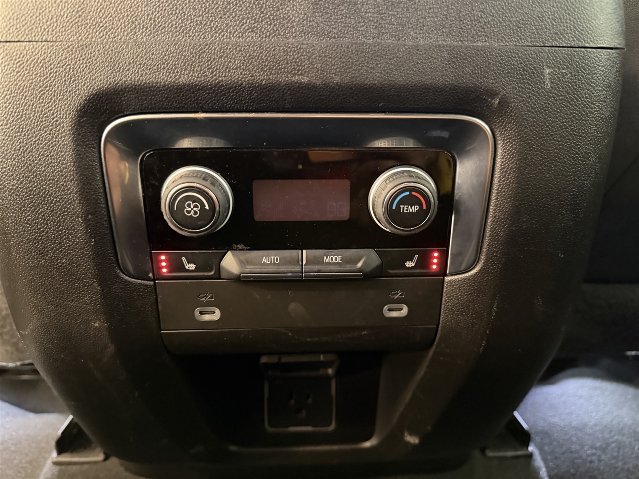 Chevrolet Suburban Premier 4WD 2023