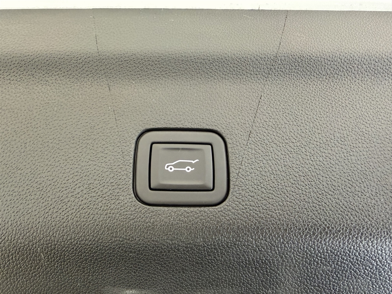 Chevrolet Suburban Premier 4WD 2023