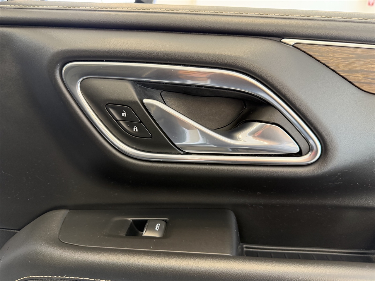 Chevrolet Suburban Premier 4WD 2023