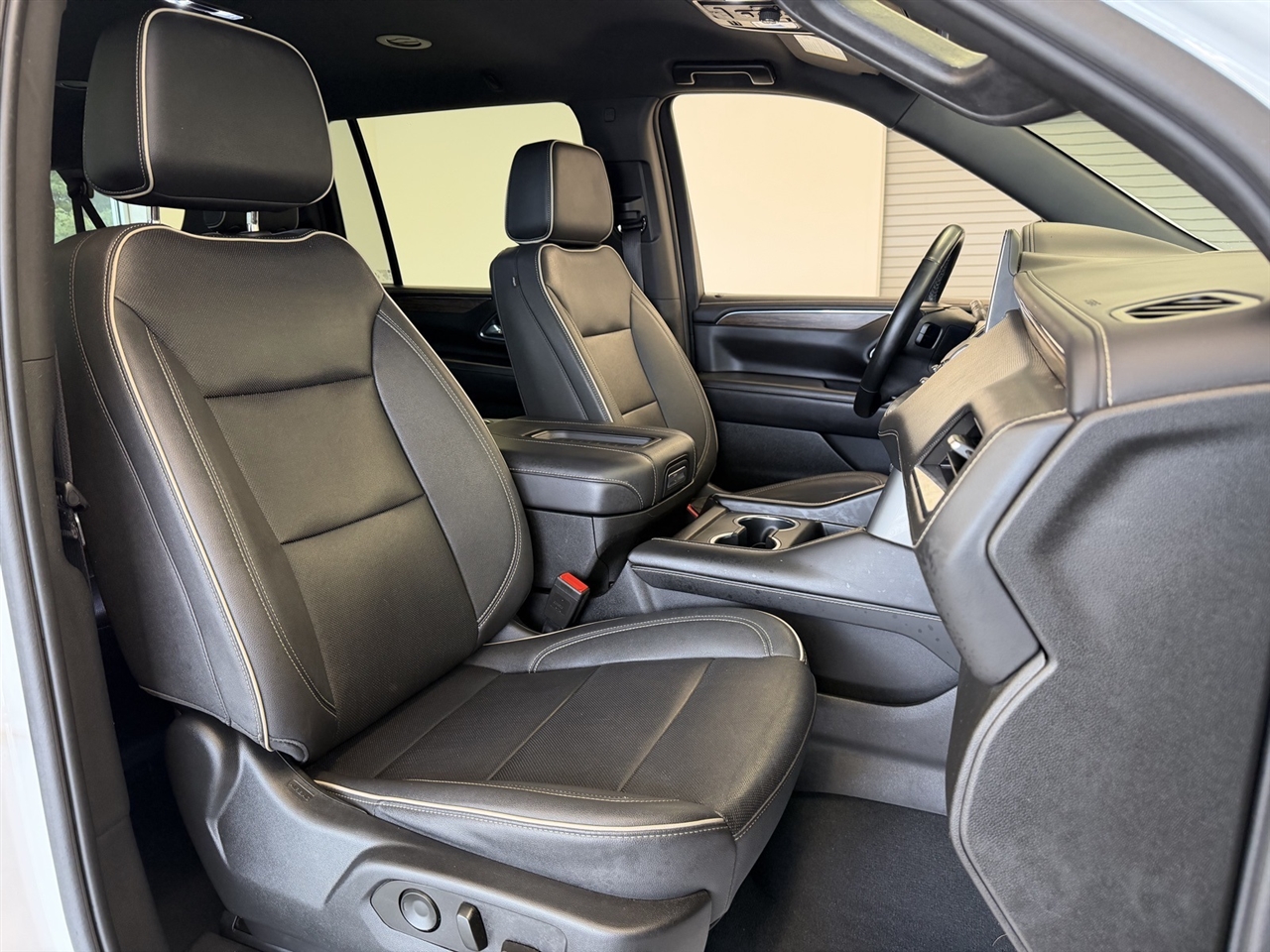 Chevrolet Suburban Premier 4WD 2023