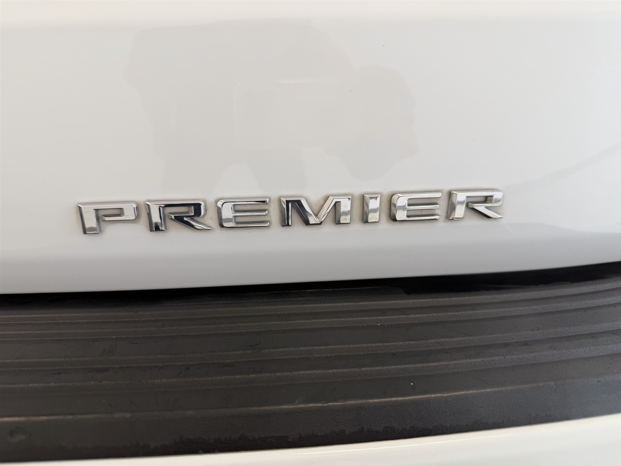 Chevrolet Suburban Premier 4WD 2023