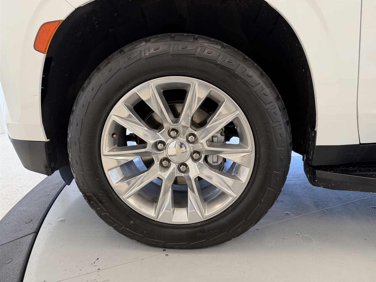 Chevrolet Suburban Premier 4WD 2023