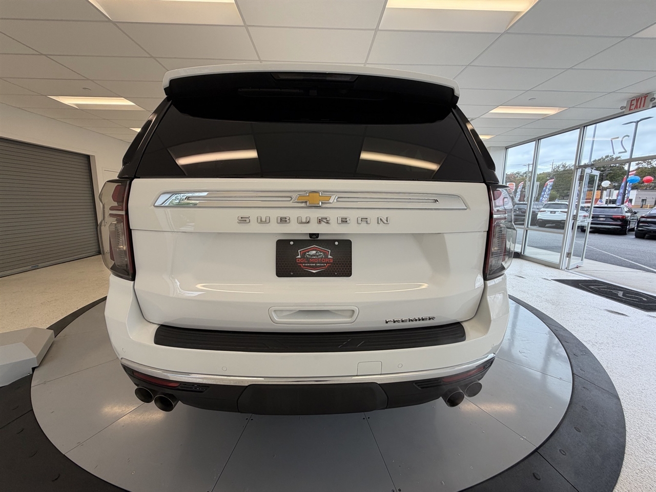 Chevrolet Suburban Premier 4WD 2023