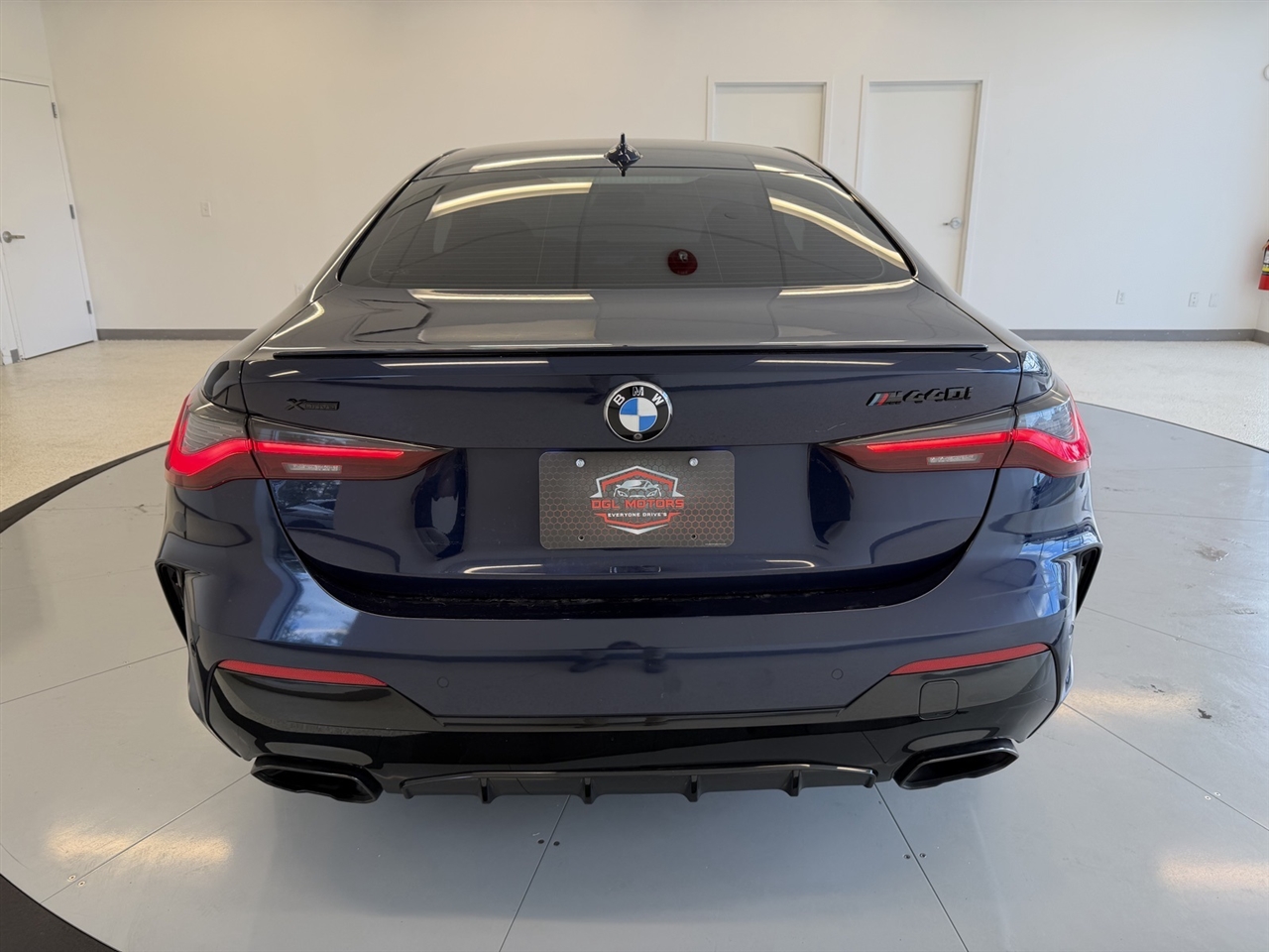 BMW 4-Series M440i xDrive Coupe 2021