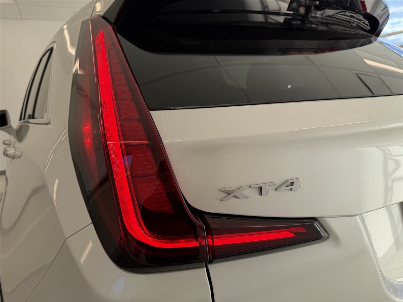 Cadillac XT4 Premium Luxury AWD 2019 Cadillac XT4 Premium Luxury AWD 2019