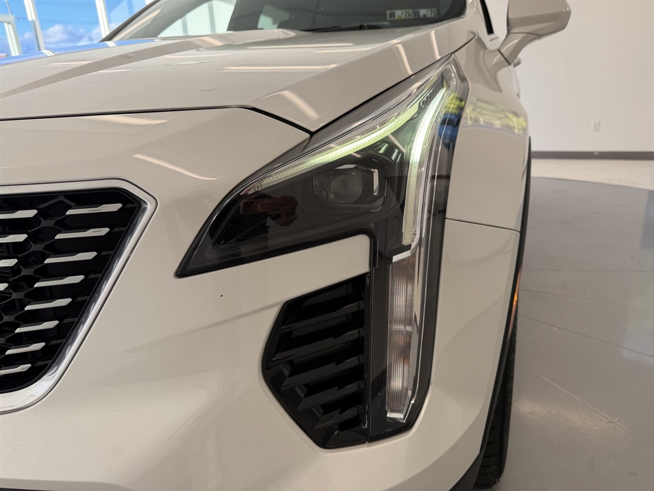 Cadillac XT4 Premium Luxury AWD 2019 Cadillac XT4 Premium Luxury AWD 2019