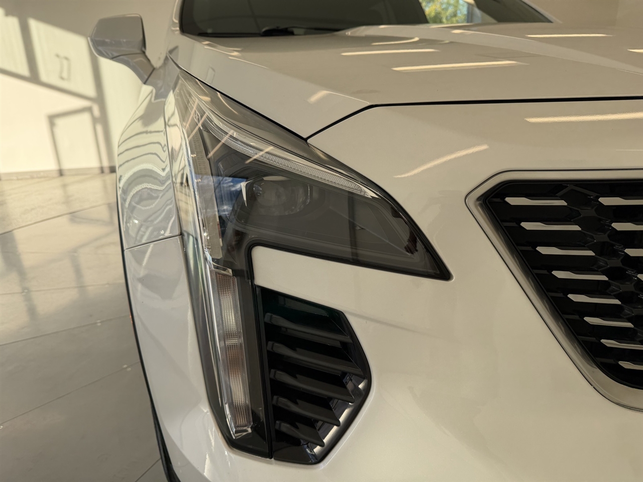 Cadillac XT4 Premium Luxury AWD 2019 Cadillac XT4 Premium Luxury AWD 2019