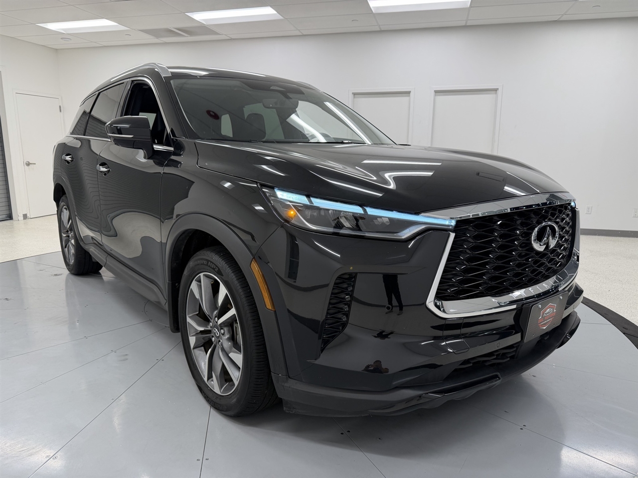 Infiniti QX60 LUXE AWD 2023 Infiniti QX60 LUXE AWD 2023