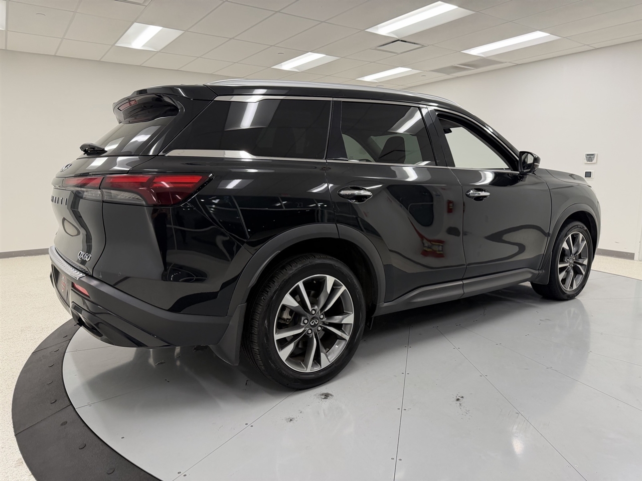 Infiniti QX60 LUXE AWD 2023 Infiniti QX60 LUXE AWD 2023