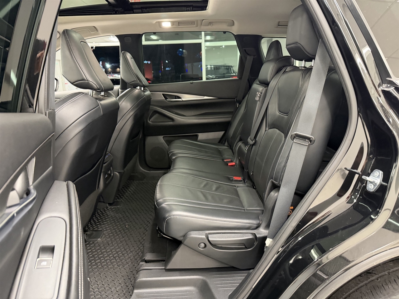 Infiniti QX60 LUXE AWD 2023 Infiniti QX60 LUXE AWD 2023