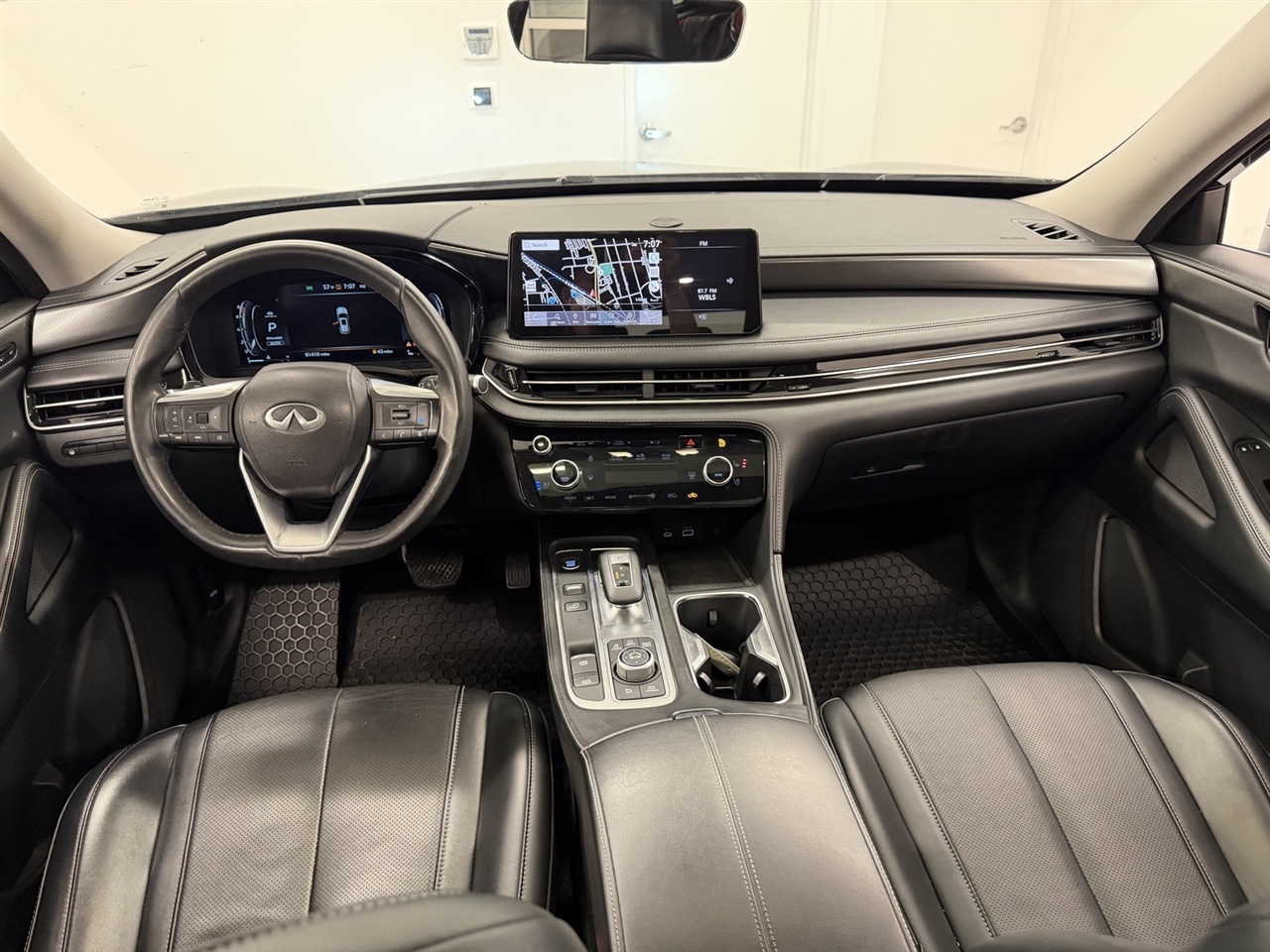 Infiniti QX60 LUXE AWD 2023 Infiniti QX60 LUXE AWD 2023