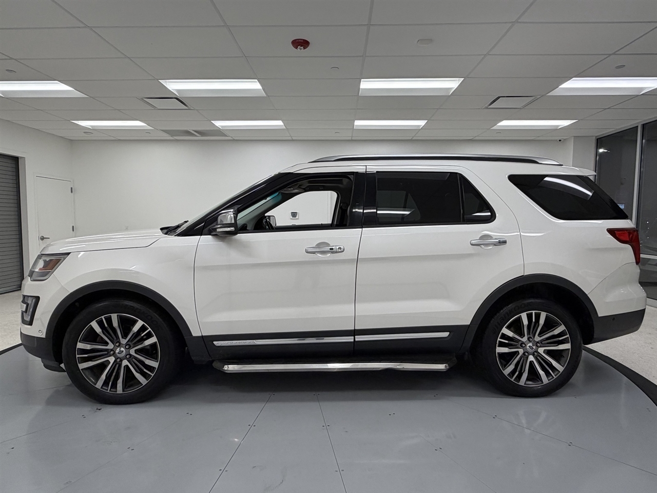 Ford Explorer Platinum AWD 2017 Ford Explorer Platinum AWD 2017