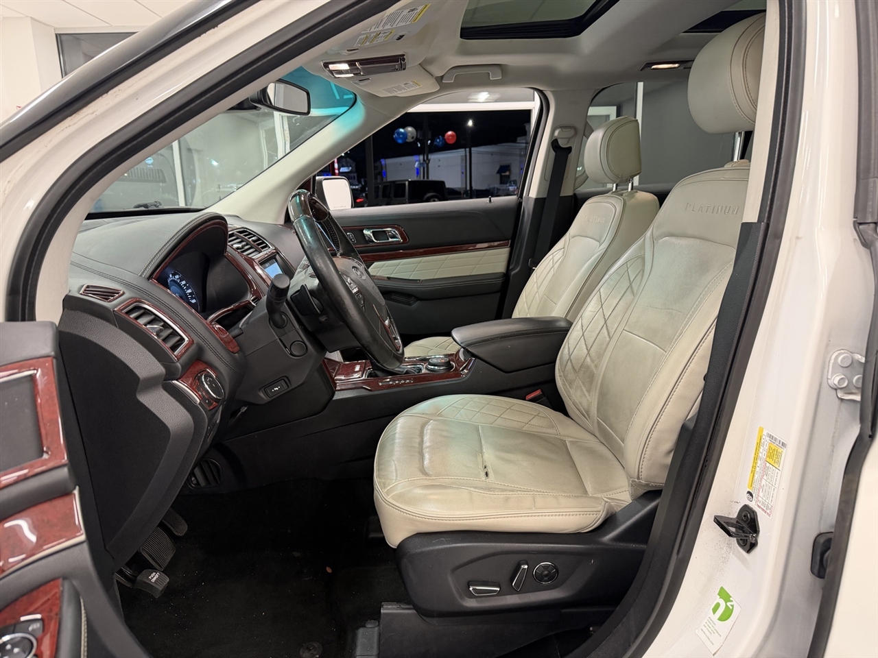 Ford Explorer Platinum AWD 2017 Ford Explorer Platinum AWD 2017