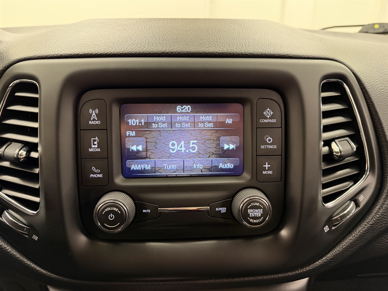 Jeep Compass Latitude 4WD 2018 Jeep Compass Latitude 4WD 2018