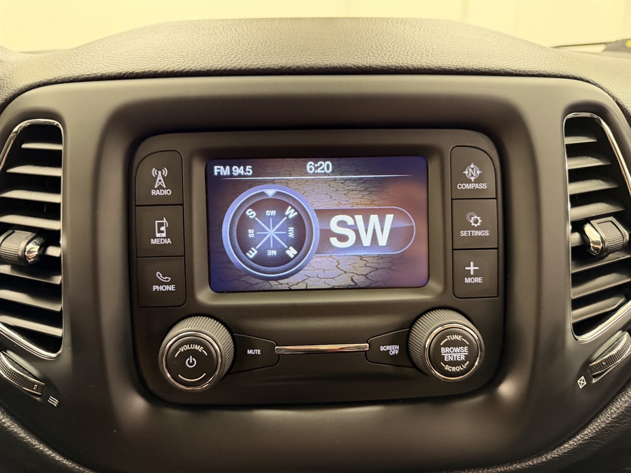 Jeep Compass Latitude 4WD 2018 Jeep Compass Latitude 4WD 2018