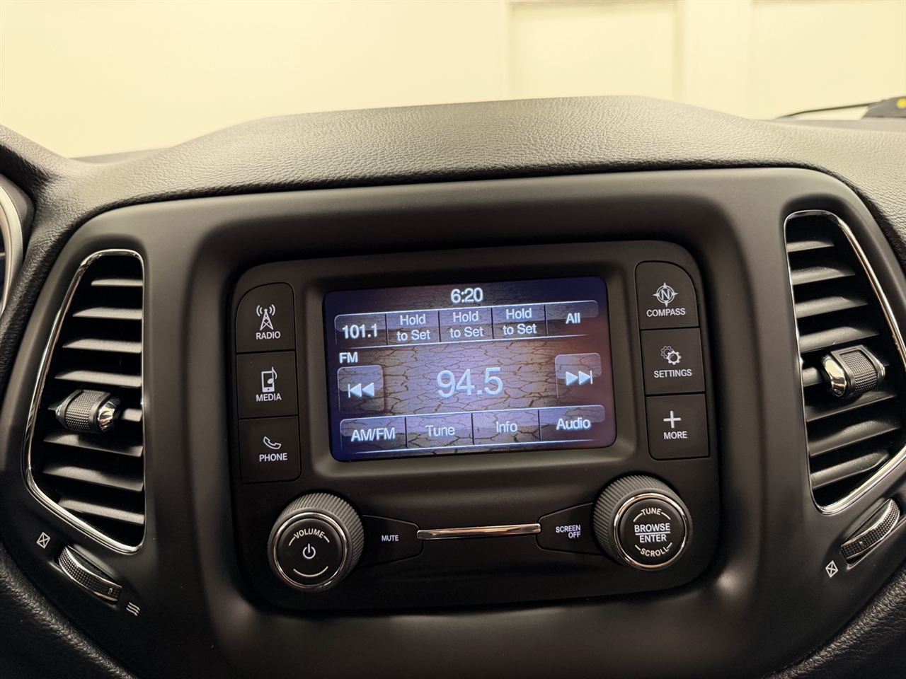 Jeep Compass Latitude 4WD 2018 Jeep Compass Latitude 4WD 2018