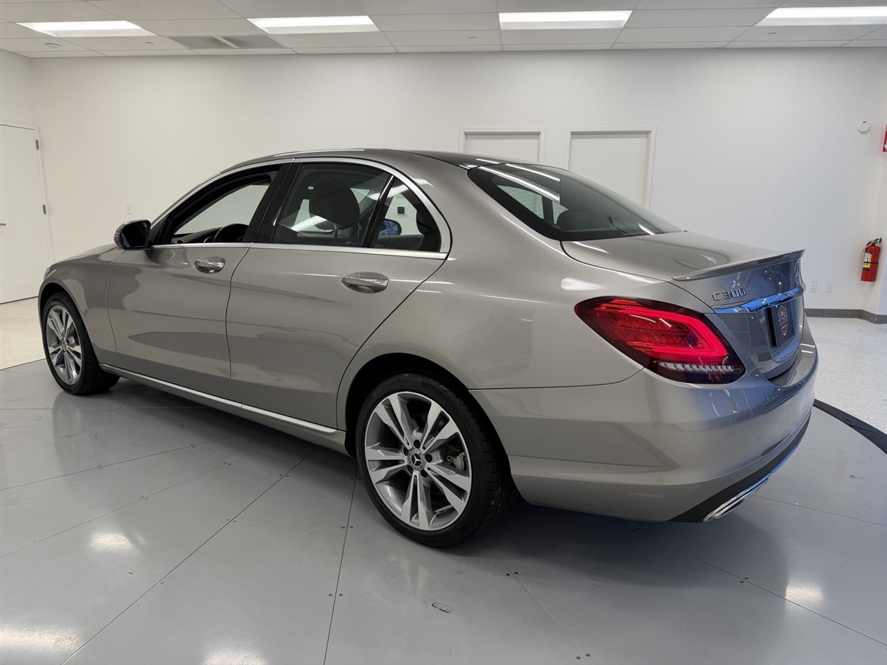 Mercedes-Benz C-Class C300 4MATIC Sedan 2020 Mercedes-Benz C-Class C300 4MATIC Sedan 2020