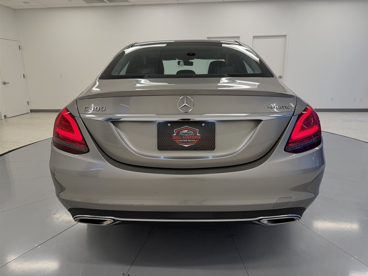 Mercedes-Benz C-Class C300 4MATIC Sedan 2020 Mercedes-Benz C-Class C300 4MATIC Sedan 2020