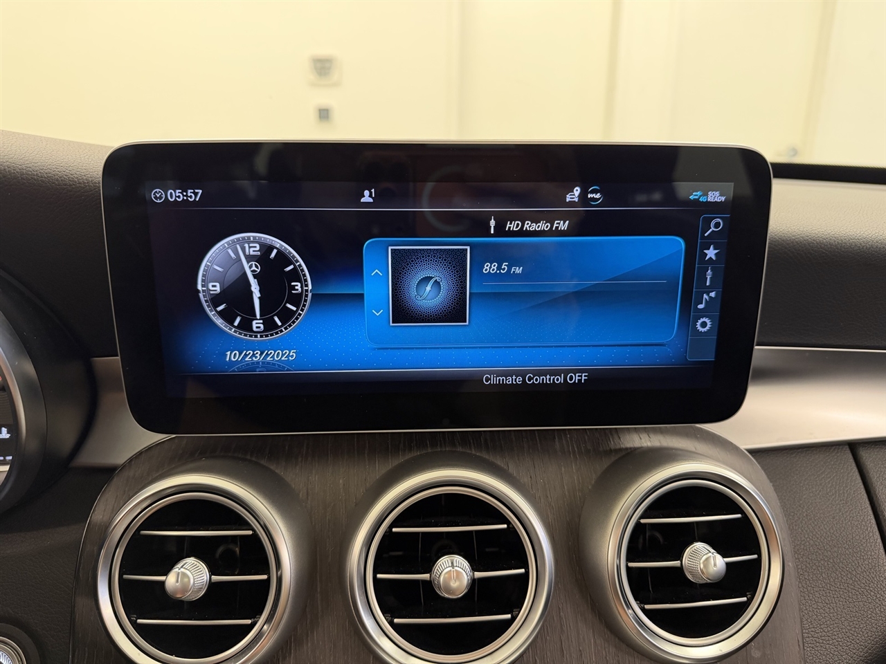 Mercedes-Benz C-Class C300 4MATIC Sedan 2020 Mercedes-Benz C-Class C300 4MATIC Sedan 2020