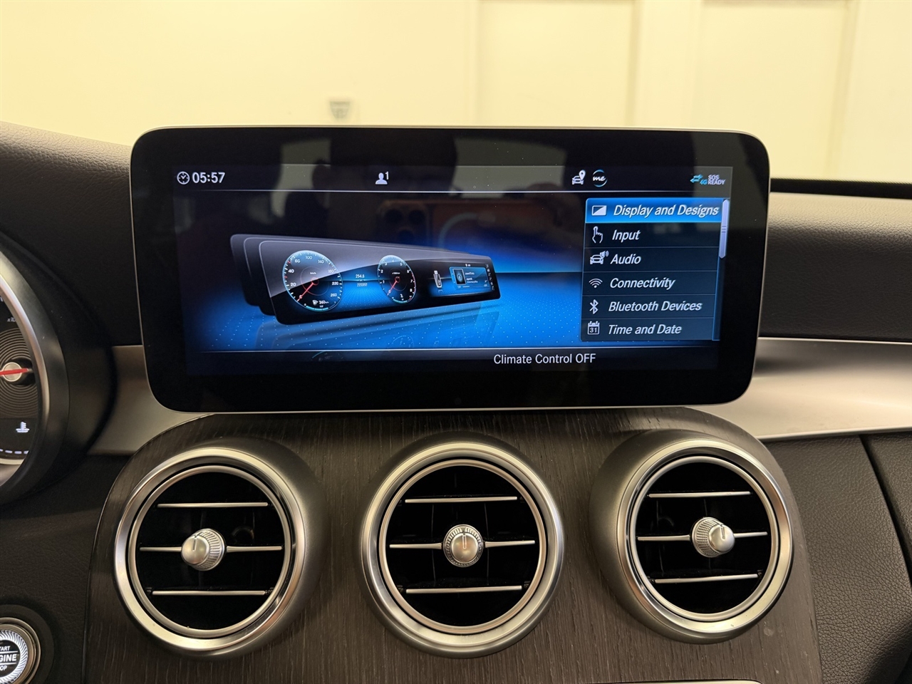 Mercedes-Benz C-Class C300 4MATIC Sedan 2020 Mercedes-Benz C-Class C300 4MATIC Sedan 2020