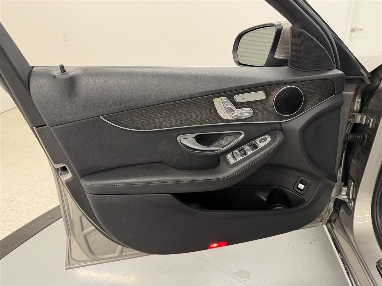 Mercedes-Benz C-Class C300 4MATIC Sedan 2020 Mercedes-Benz C-Class C300 4MATIC Sedan 2020