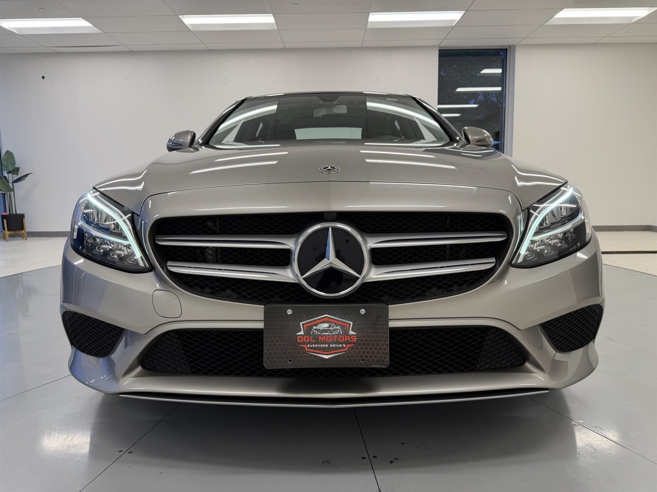 Mercedes-Benz C-Class C300 4MATIC Sedan 2020 Mercedes-Benz C-Class C300 4MATIC Sedan 2020