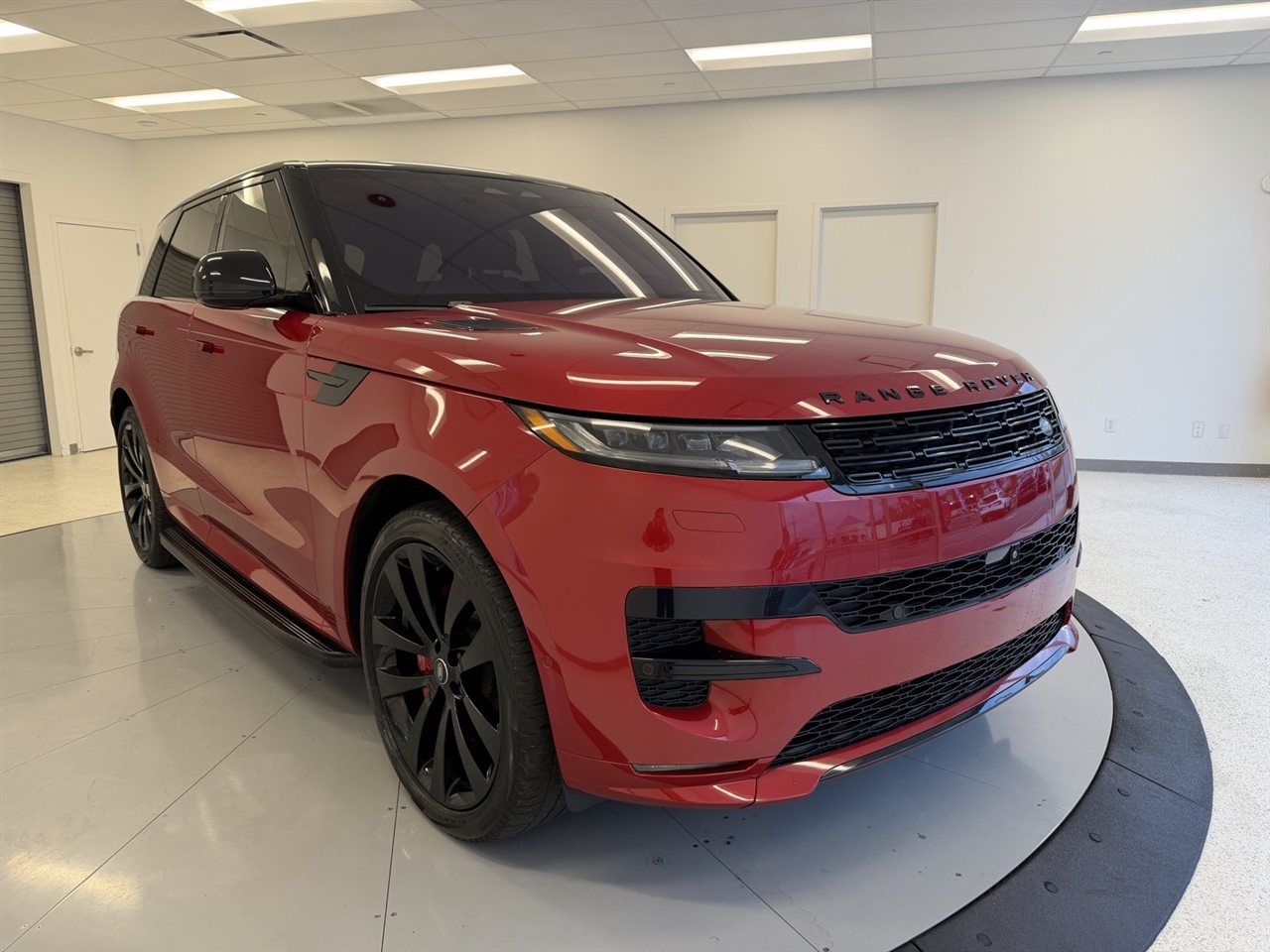 Land Rover Range Rover Sport P400 Dynamic 2023 Land Rover Range Rover Sport P400 Dynamic 2023