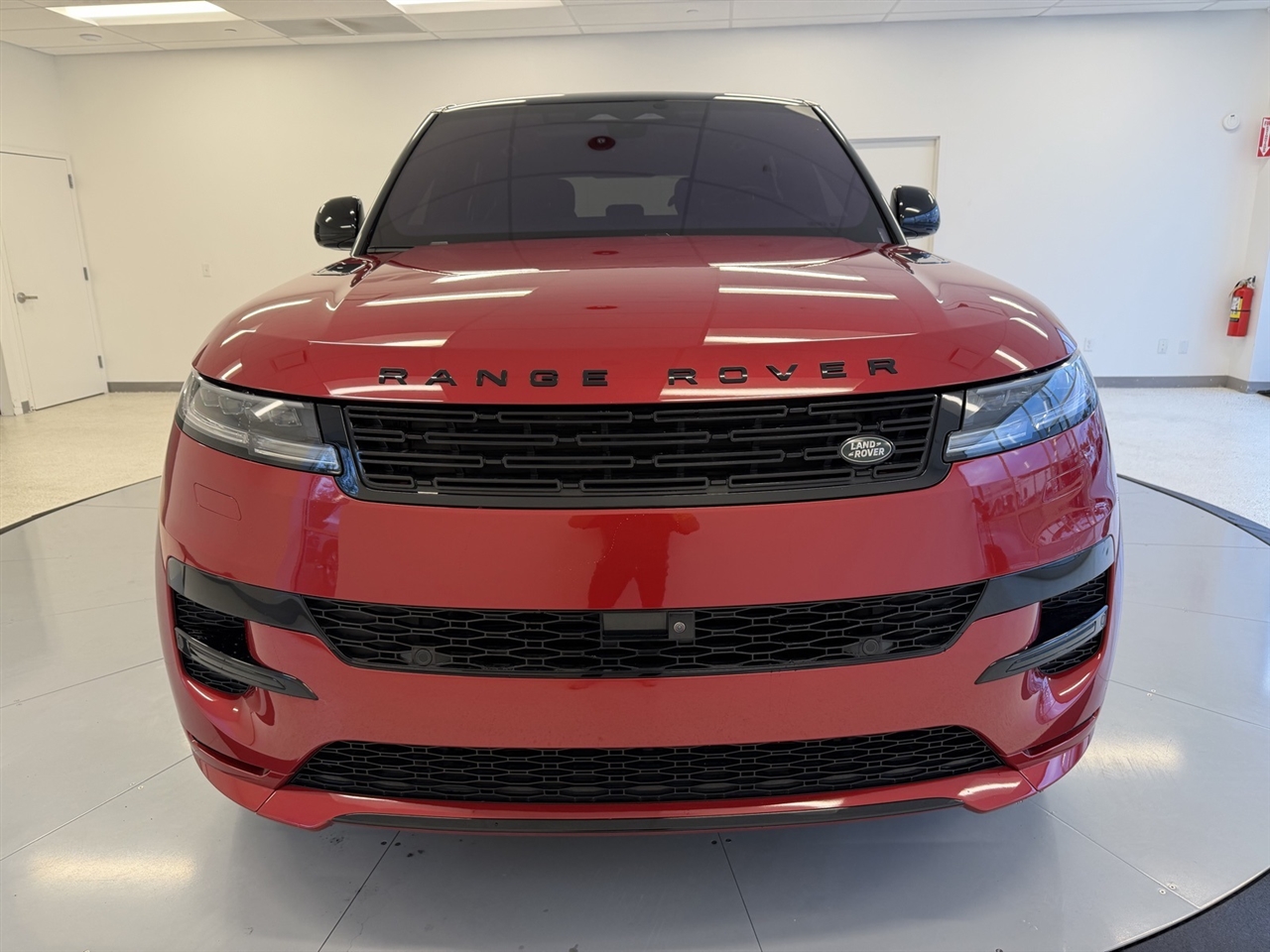 Land Rover Range Rover Sport P400 Dynamic 2023 Land Rover Range Rover Sport P400 Dynamic 2023