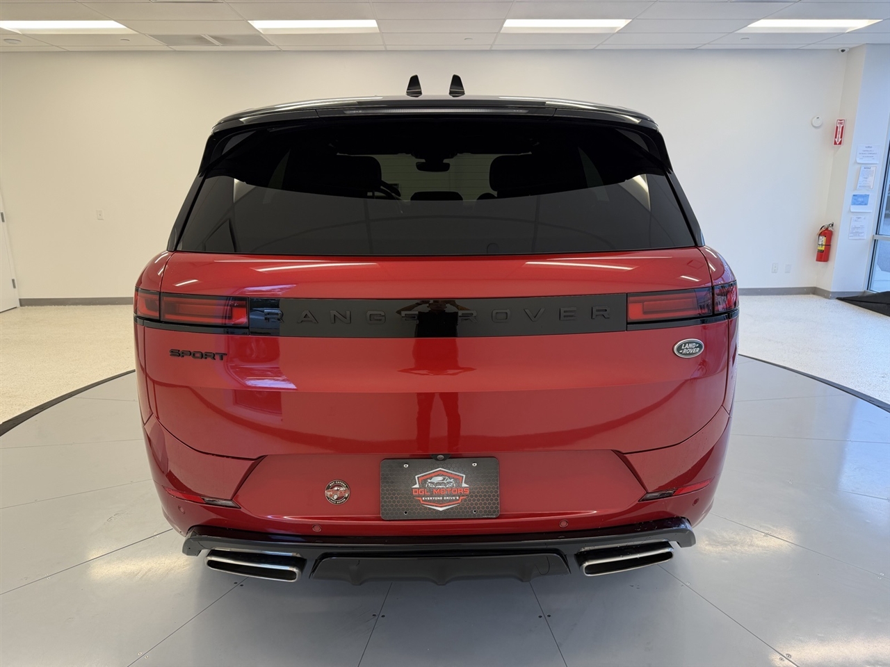 Land Rover Range Rover Sport P400 Dynamic 2023 Land Rover Range Rover Sport P400 Dynamic 2023