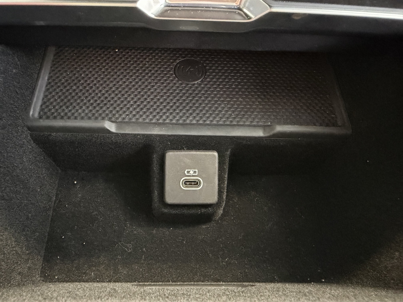 Land Rover Range Rover Autobiography LWB 5 2025 Land Rover Range Rover Autobiography LWB 5 2025