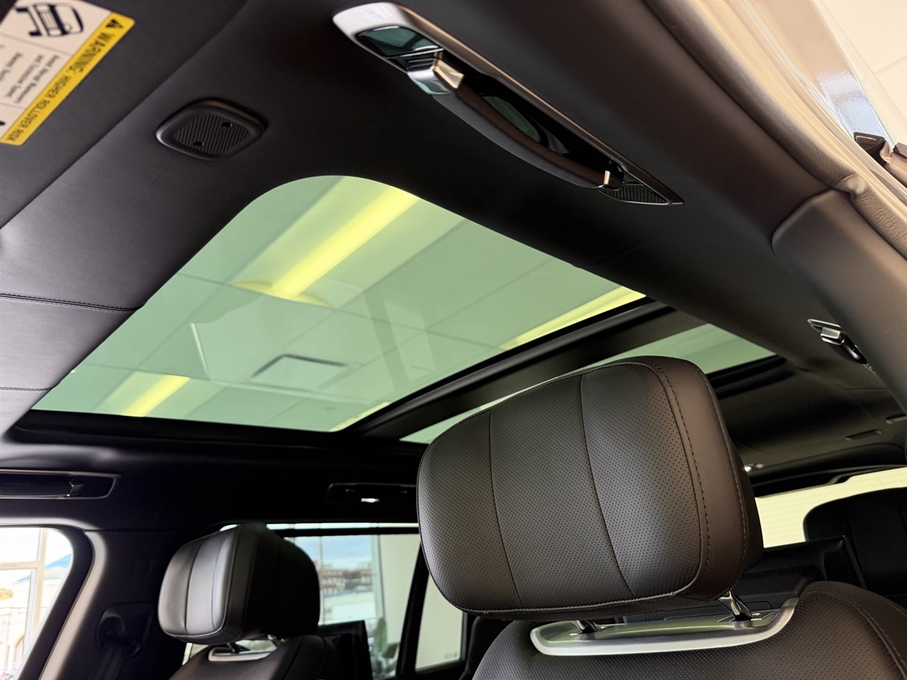 Land Rover Range Rover Autobiography LWB 5 2025 Land Rover Range Rover Autobiography LWB 5 2025