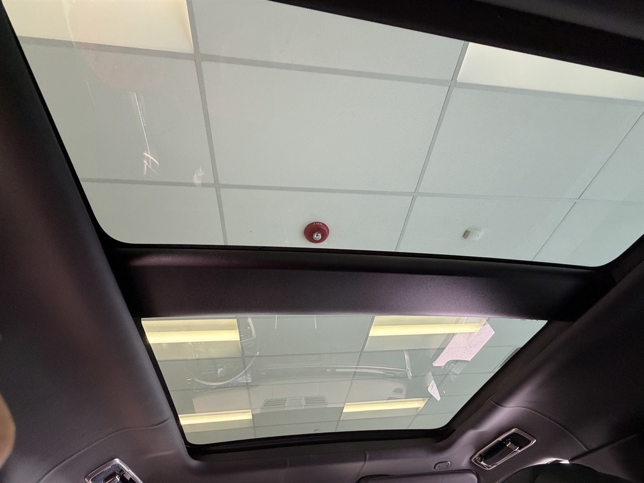 Land Rover Range Rover Autobiography LWB 5 2025 Land Rover Range Rover Autobiography LWB 5 2025