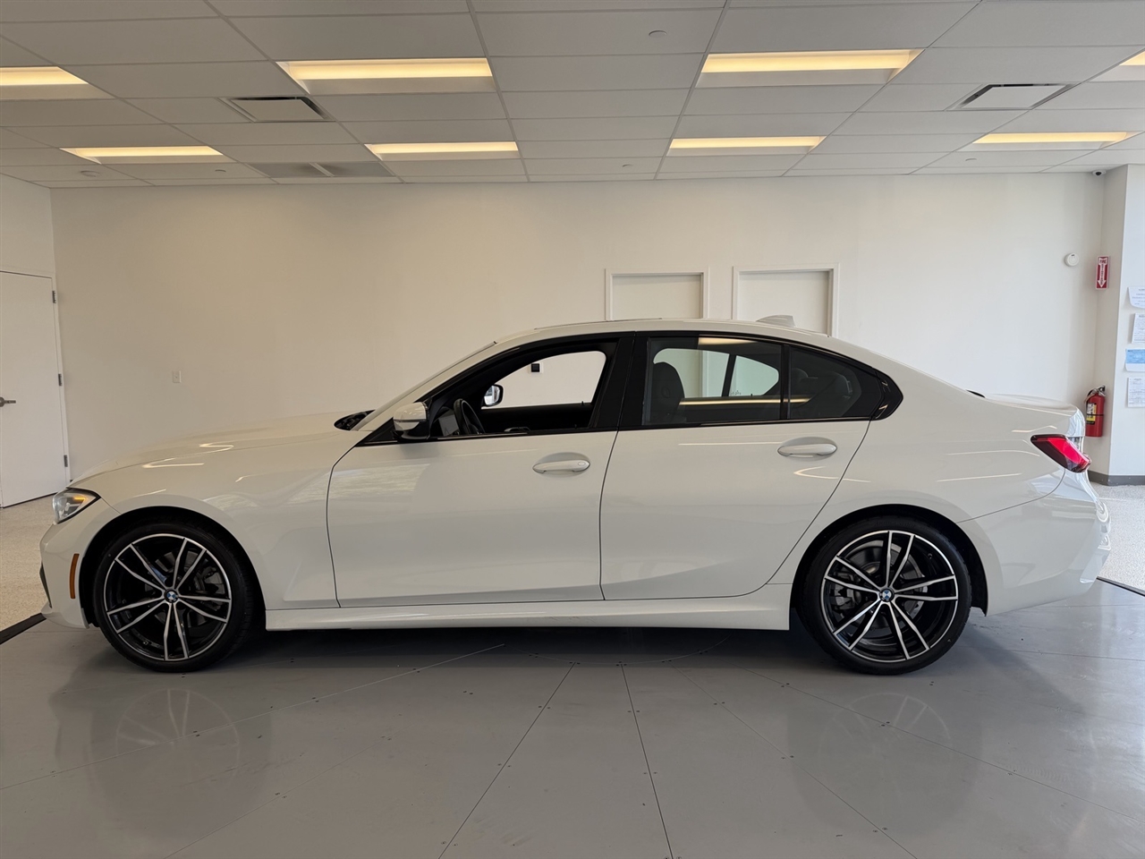 BMW 3-Series 330i xDrive 2021 BMW 3-Series 330i xDrive 2021