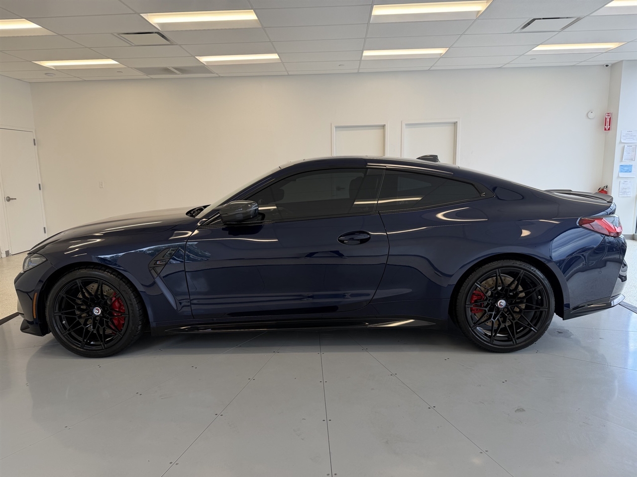 BMW M4 Competition xDrive 2023 BMW M4 Competition xDrive 2023