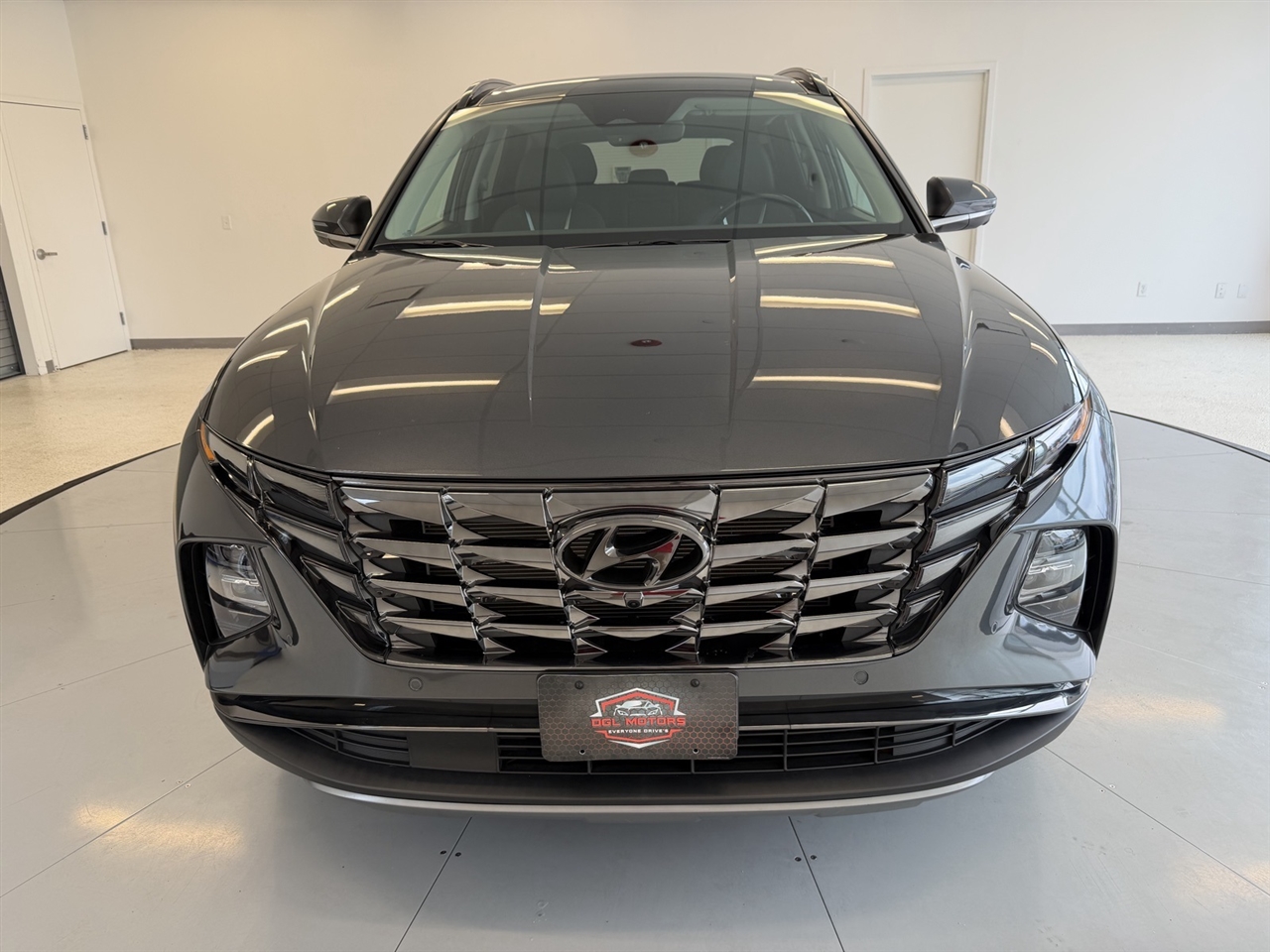 2023 Hyundai Tucson Limited photo 2