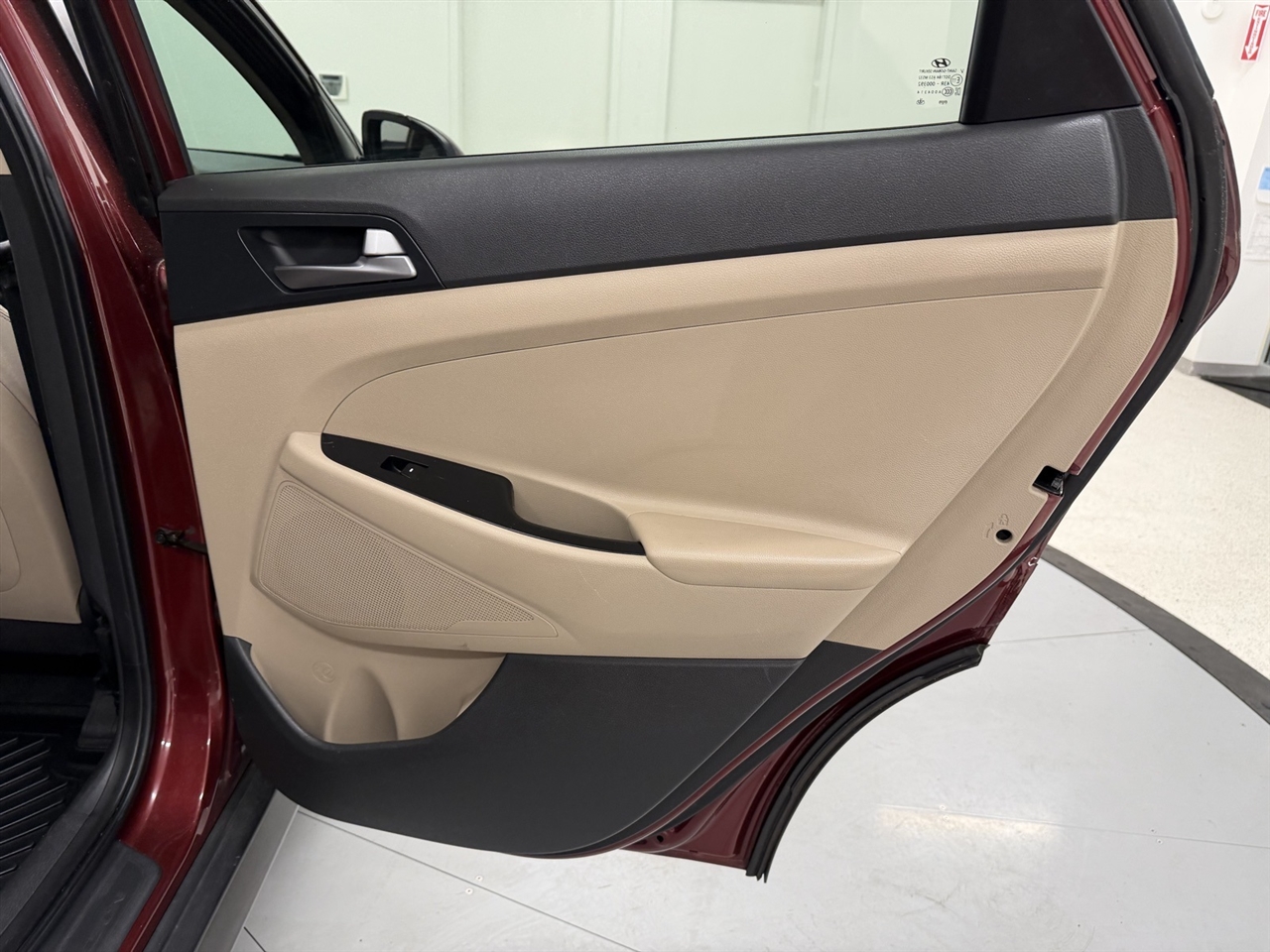 Hyundai Tucson SE w/Popular Package AWD 2016