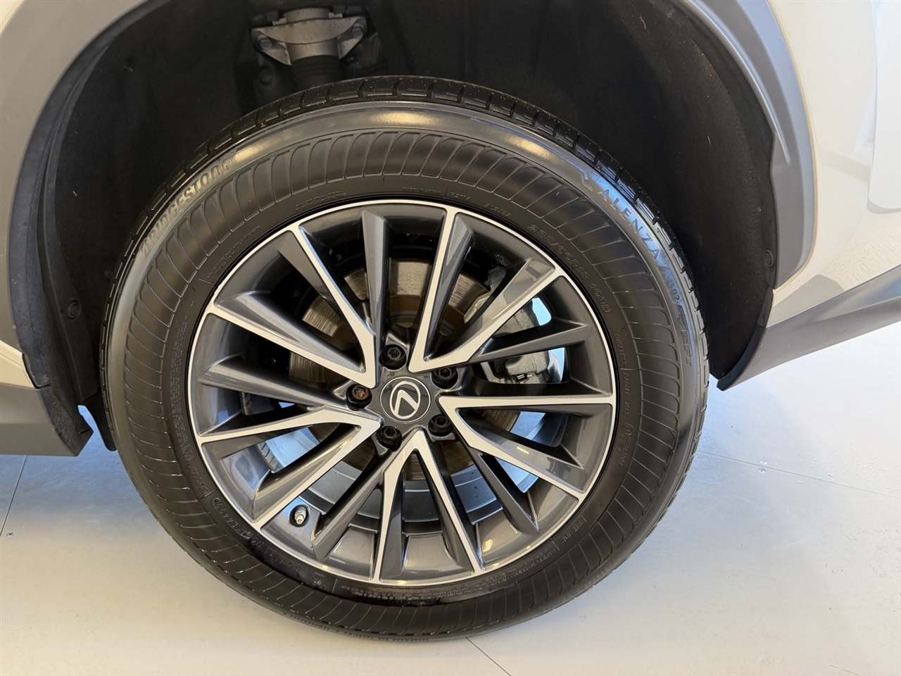 Lexus NX 350 Premium 2023