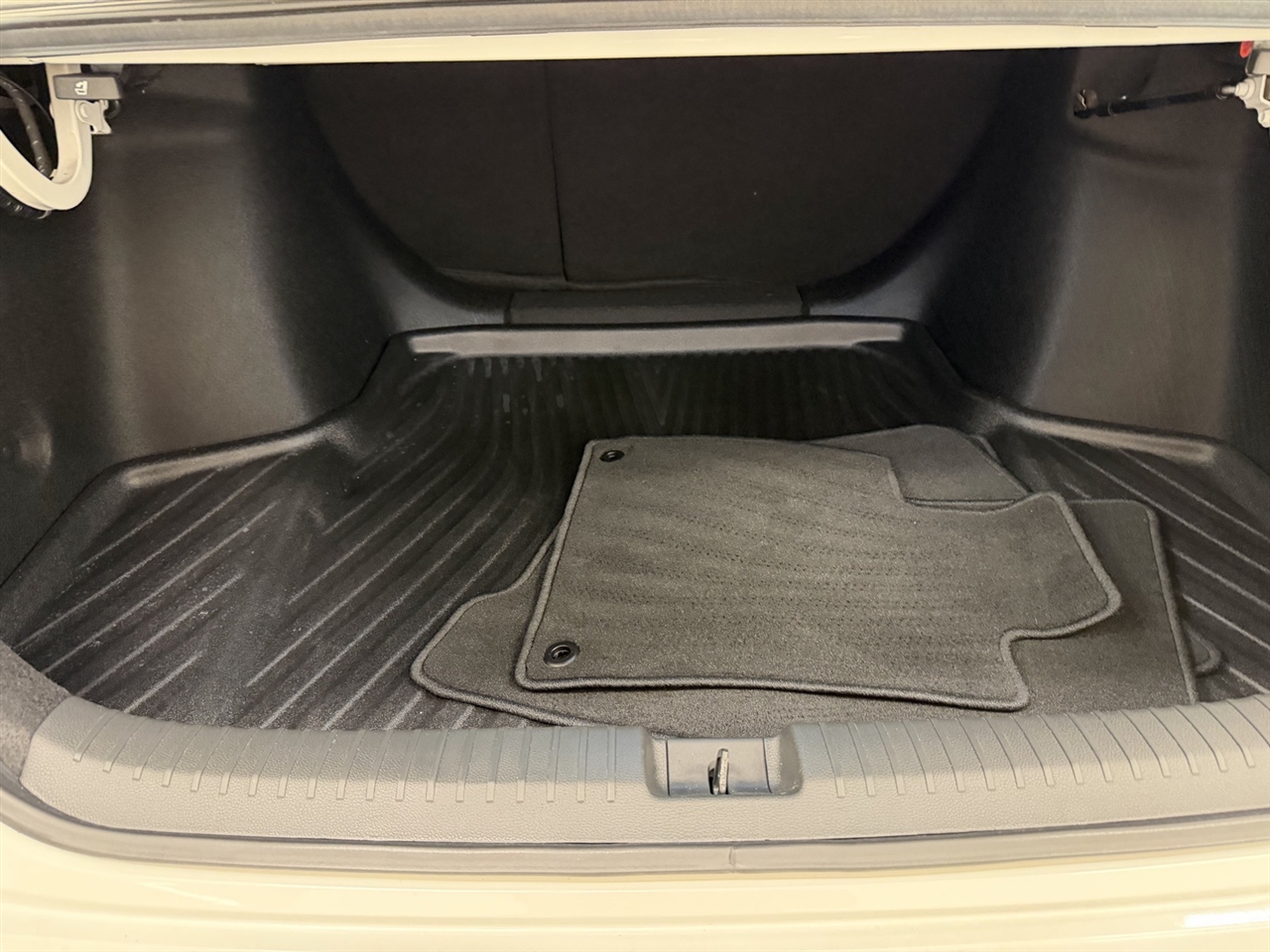 Honda Accord EX-L Hybrid 2025