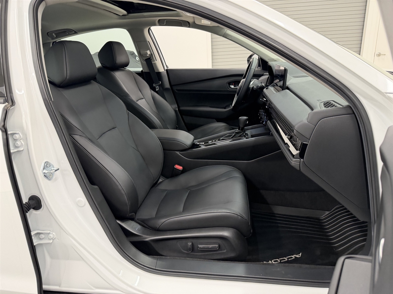 Honda Accord EX-L Hybrid 2025